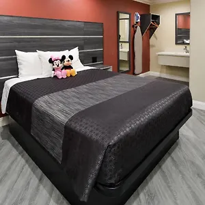 Motel Pacific, Anaheim