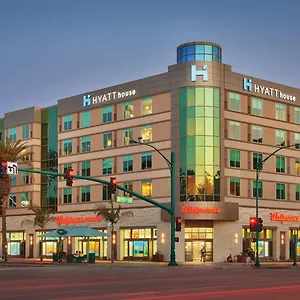 Hyatt House At Resort/convention Center Hotel