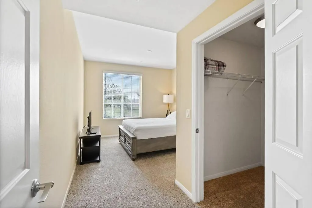 Apartment Luxury 2Br/2Ba! 5 Min To Disney! Anaheim