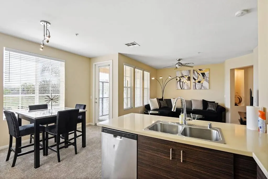 Luxury 2Br/2Ba! 5 Min To Disney! Anaheim Apartment