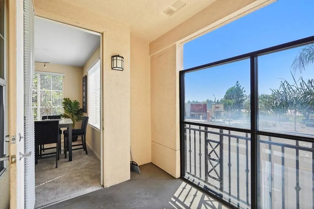 Luxury 2Br/2Ba! 5 Min To Disney! Anaheim Apartment