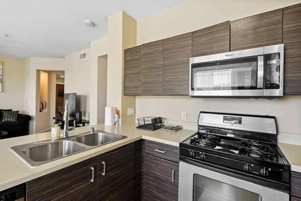 Luxury 2Br/2Ba! 5 Min To Disney! Anaheim